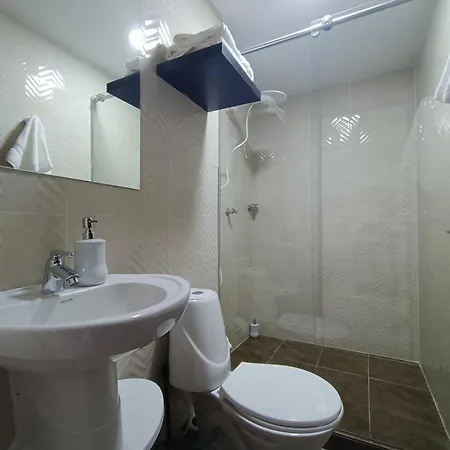 Moderno Aptartamento, Terraza Con Jacuzzi Privado Cali Exterior photo
