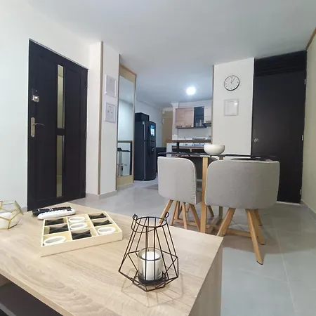 Moderno Aptartamento, Terraza Con Jacuzzi Privado Cali Exterior photo